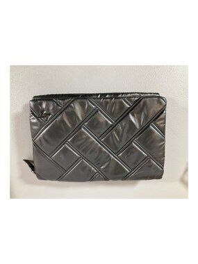 Lug Huddle Shoulder Bag - Quilted Metallic Black with Elegant Chain Strap